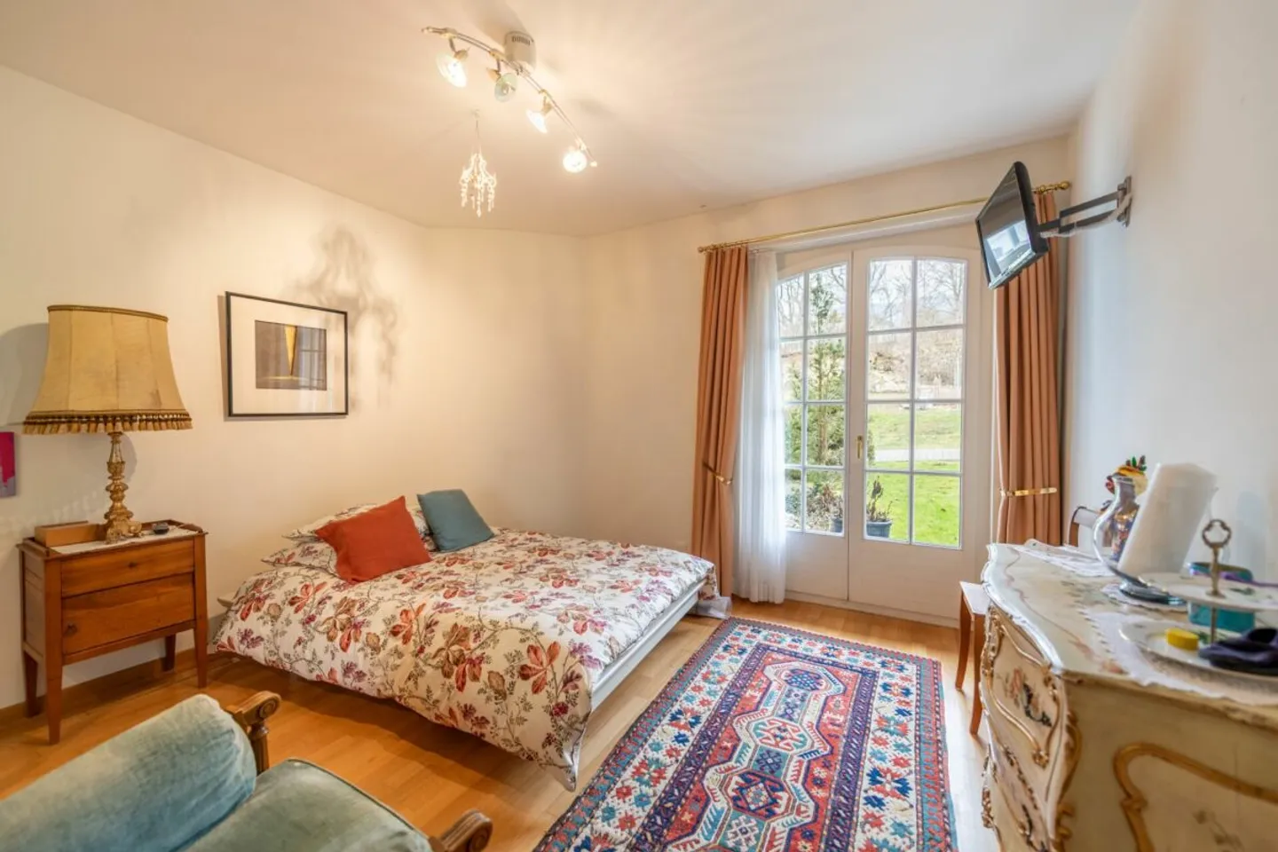 Appartamento di alta qualità 4.5 al piano terra nel cuore del quartiere Steingruben - Foto 9 di 13