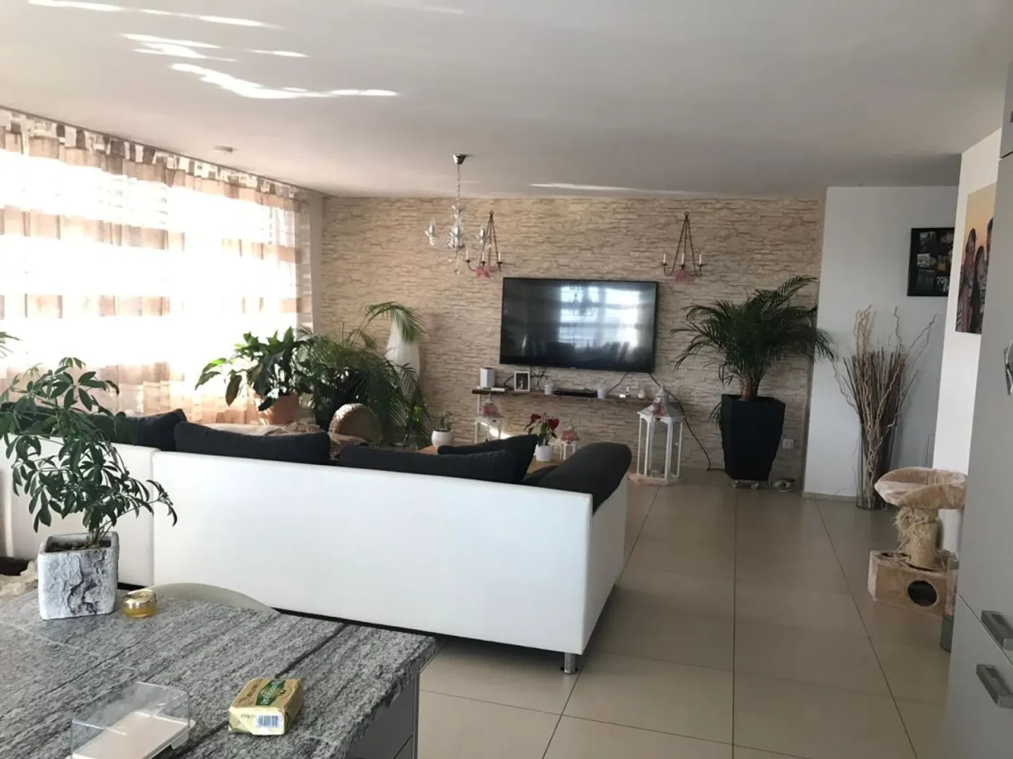 Appartamento attraente di 4,5 stanze al 1° piano - Foto 3 di 11