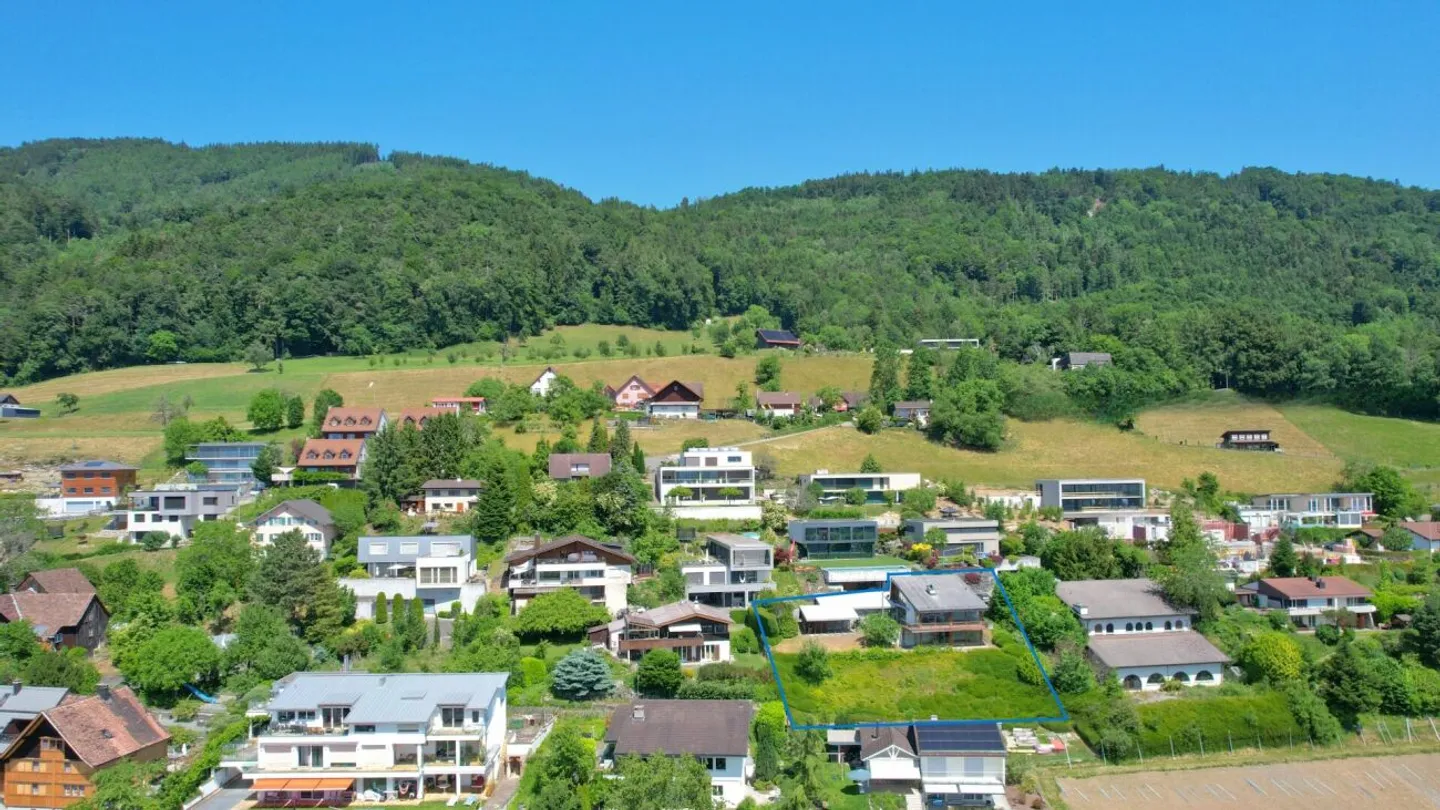 Maison individuelle spacieuse dans un emplacement privilégié avec vue imprenable - Photo 1 sur 13
