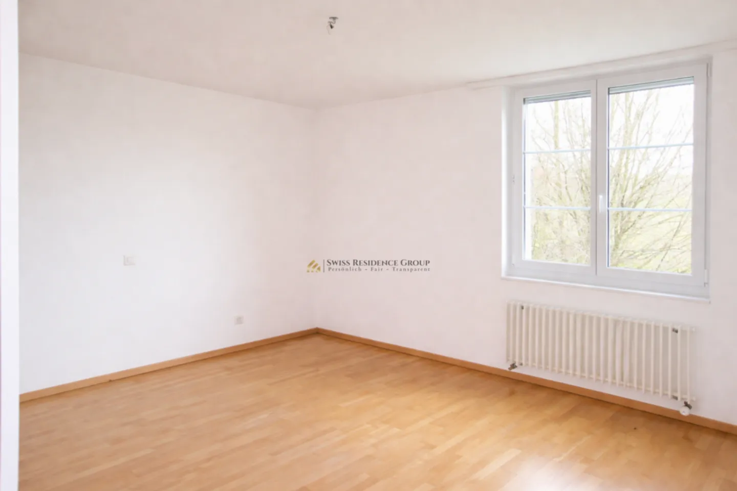 Soleggiato e tranquillo con grande giardino in comune - Foto 7 di 13