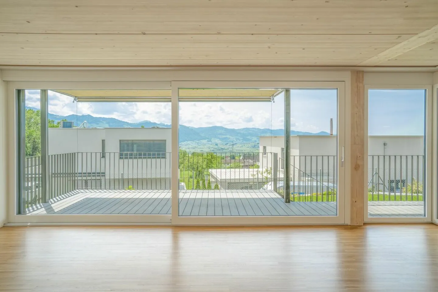 Luxuswohnung mit zwei Terrassen - Foto 2 von 9