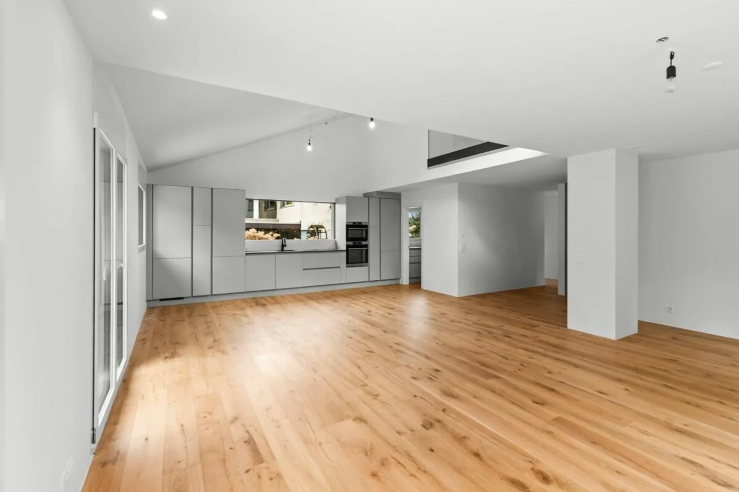 Maison individuelle de 5,5 pièces presque neuve à Bergdietikon - Photo 7 sur 13