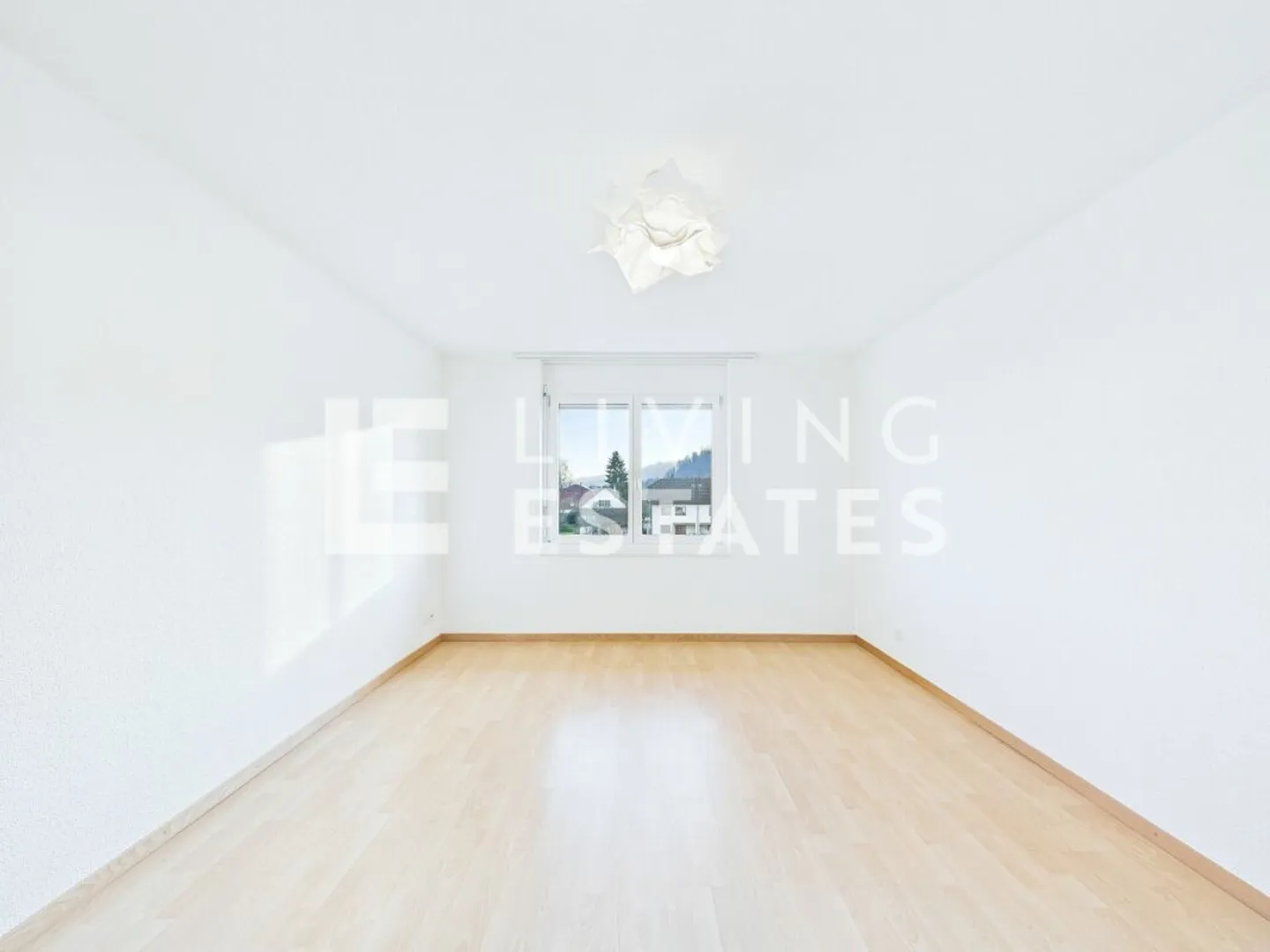 GROSSZÜGIGES WOHNEN MIT KOMFORT UND AUSSICHT - Photo 10 sur 13