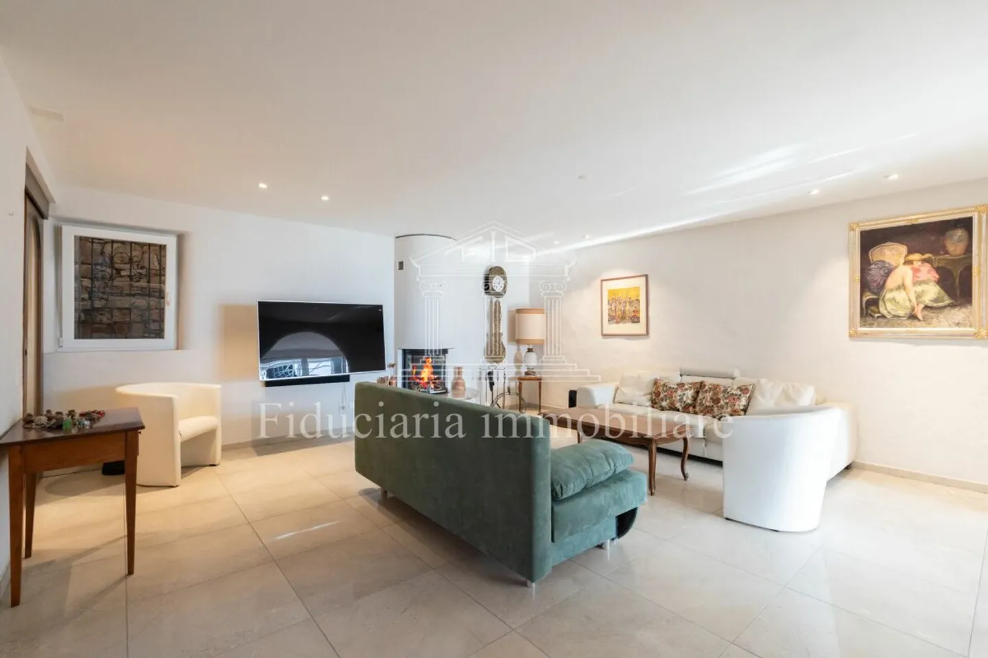 SOLDUNO - Geräumige Wohnung mit Studio in einem Zweifamilienhaus - Foto 6 von 13