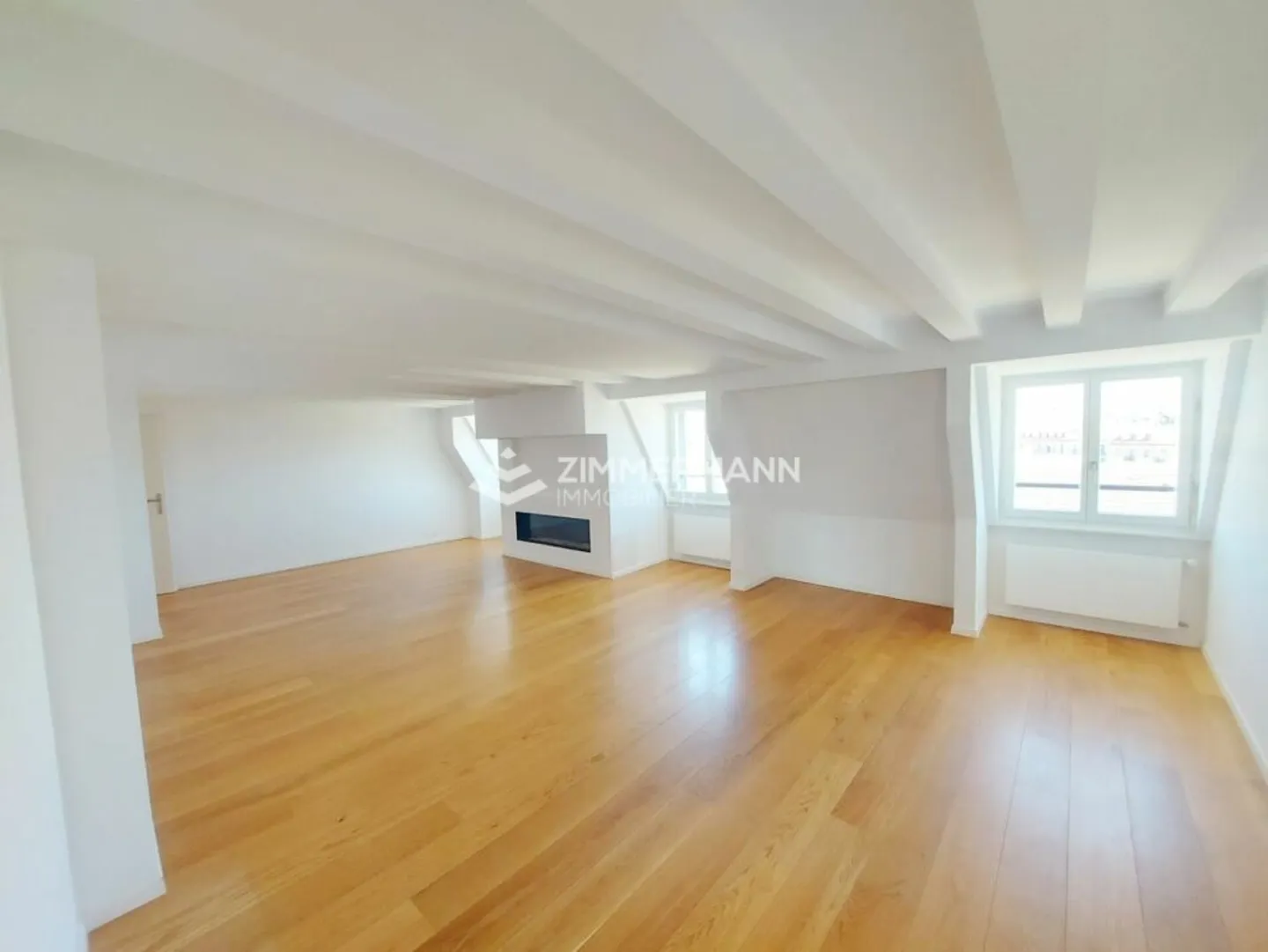 8 rooms with Rooftop - Photo 4 of 13