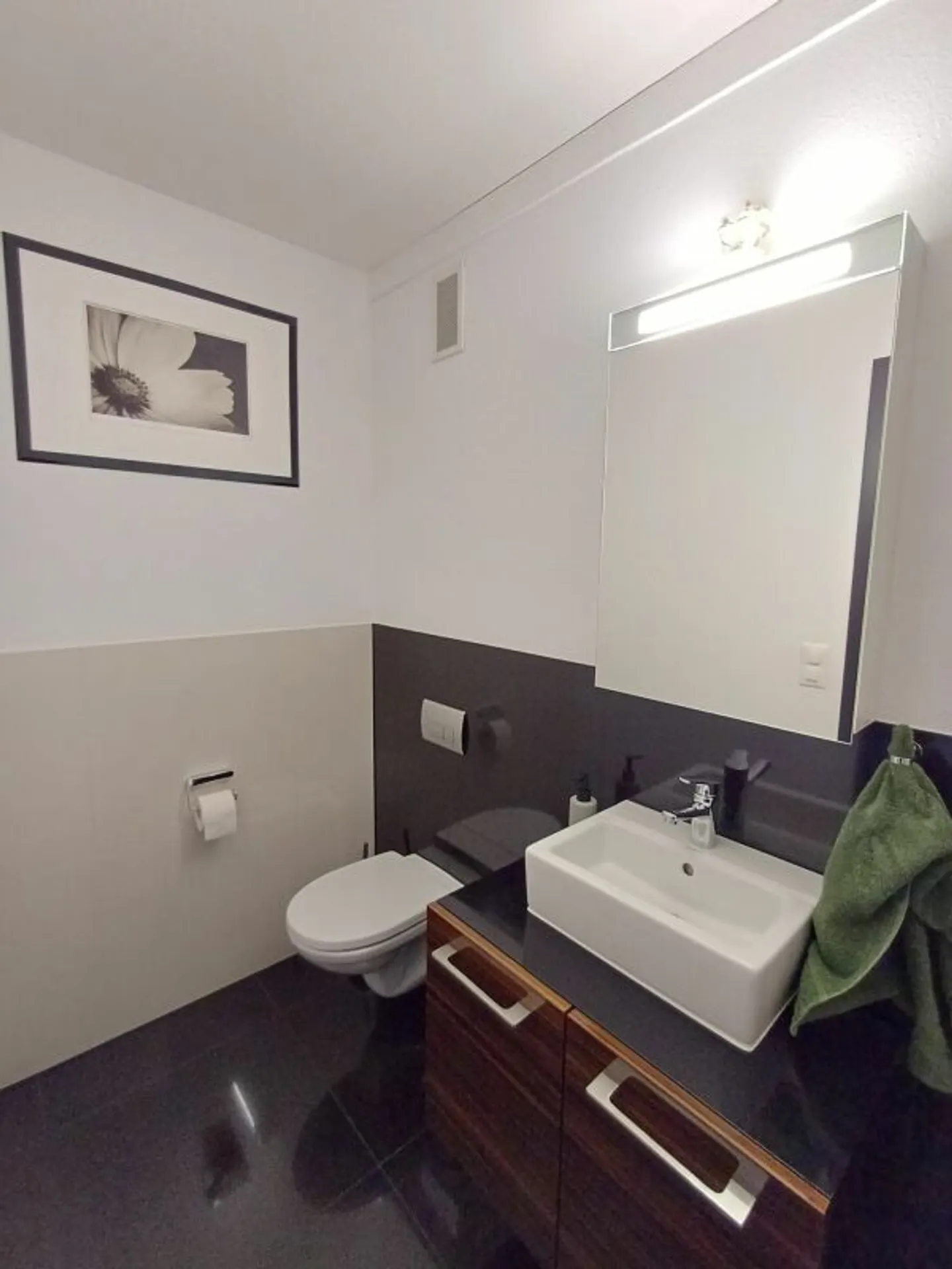 Spacious 4.5-room penthouse apartment in the center of Grosswangen - Photo 5 of 8