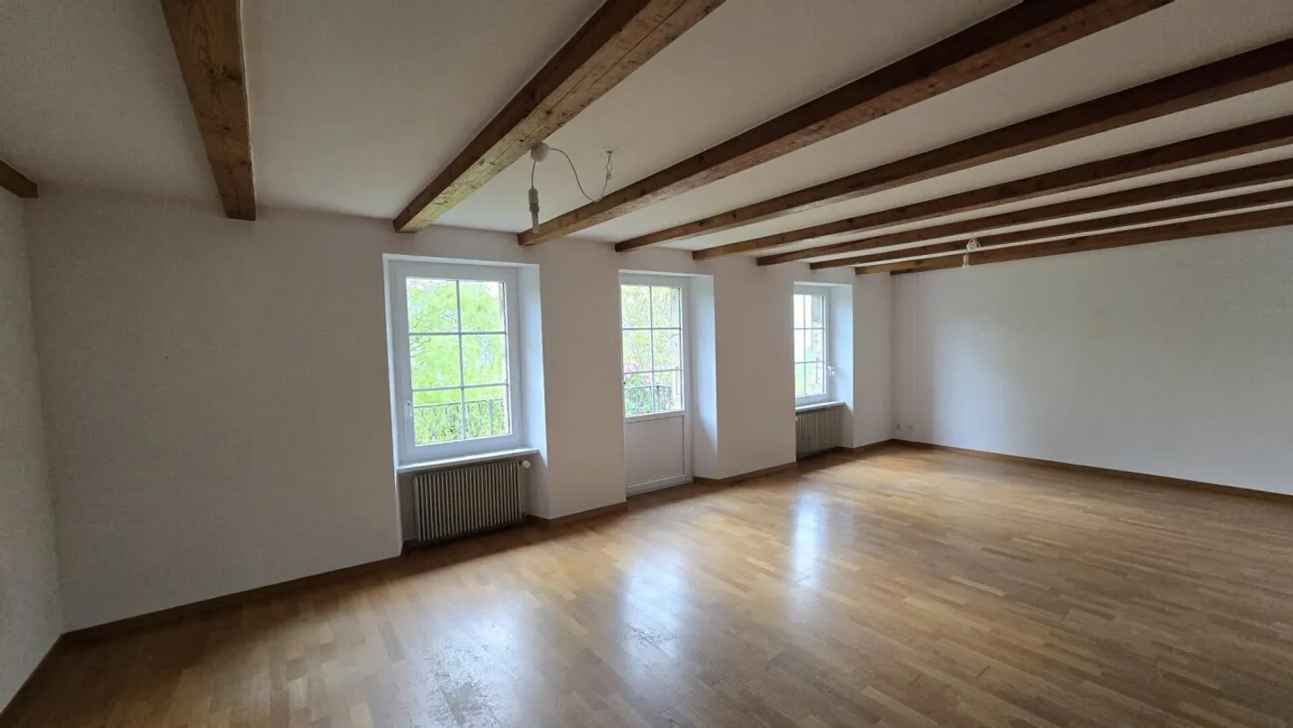 Appartement de 5.5 pièces charmant - Photo 3 sur 12