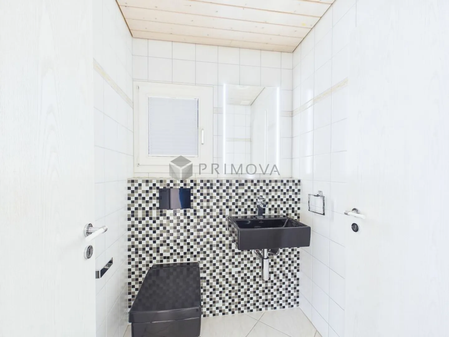 Charmante Doppelhaushälfte mit Bergblick - Foto 10 von 12