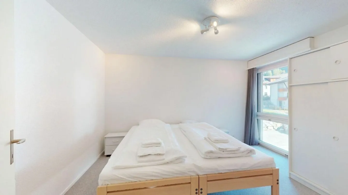 Schöne 3 Zimmer Ferienwohnung mit unverbaubarer Aussicht - Photo 8 of 13