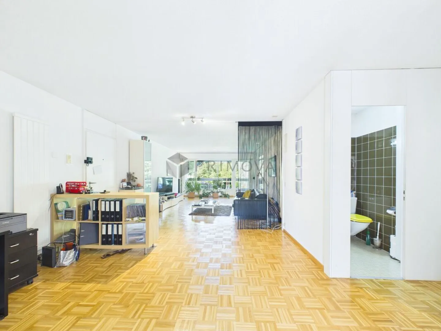 Spacious Apartment with Scenic Views - Photo 2 of 9