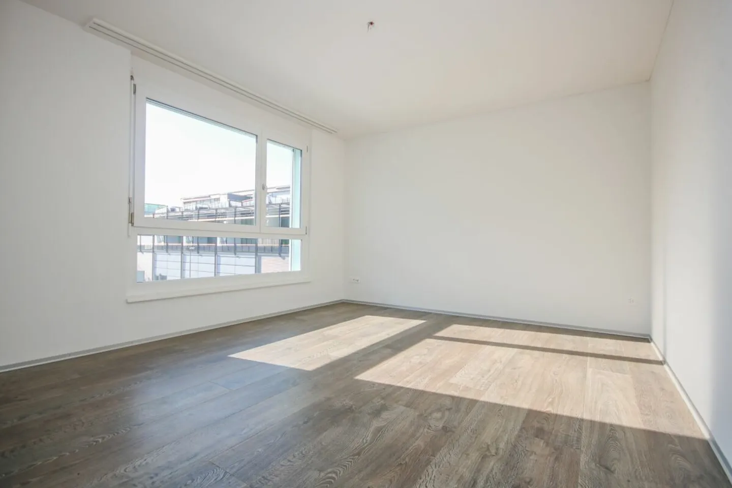 Appartement charmant et moderne - Central à Bülach - Photo 2 sur 6