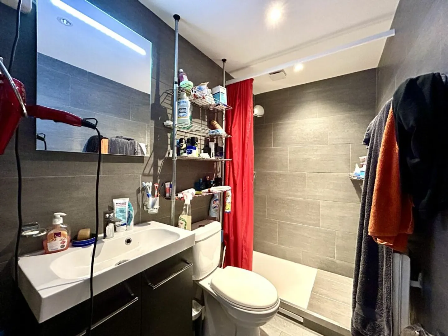 Appartamento interessante con 1 camera come investimento ideale! - Foto 5 di 5