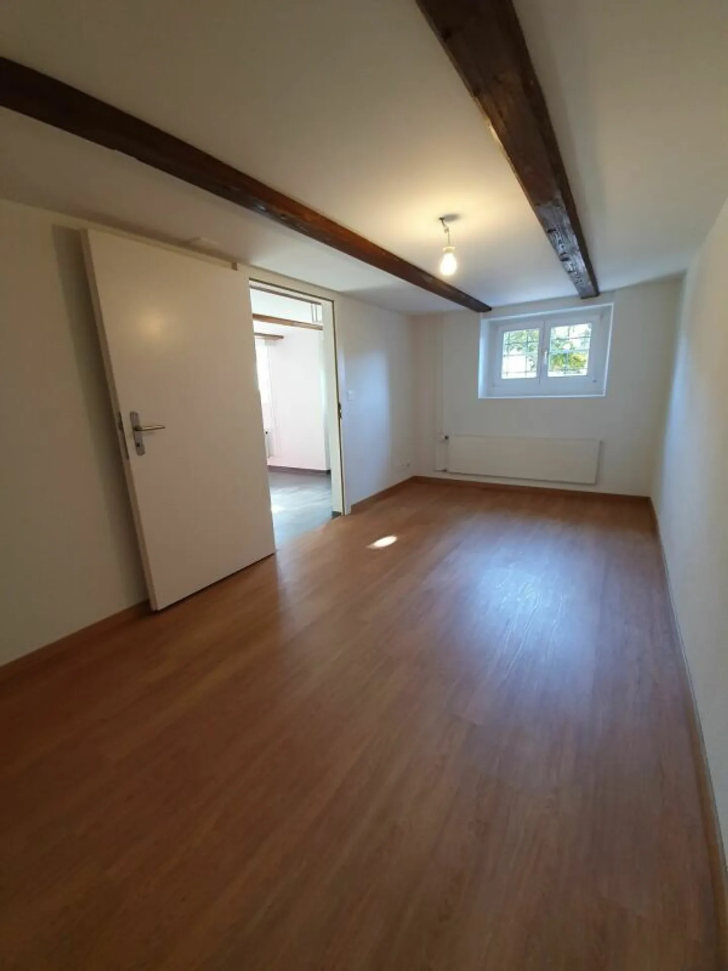 Petit mais bien - appartement de 1,5 pièce - Photo 2 sur 7