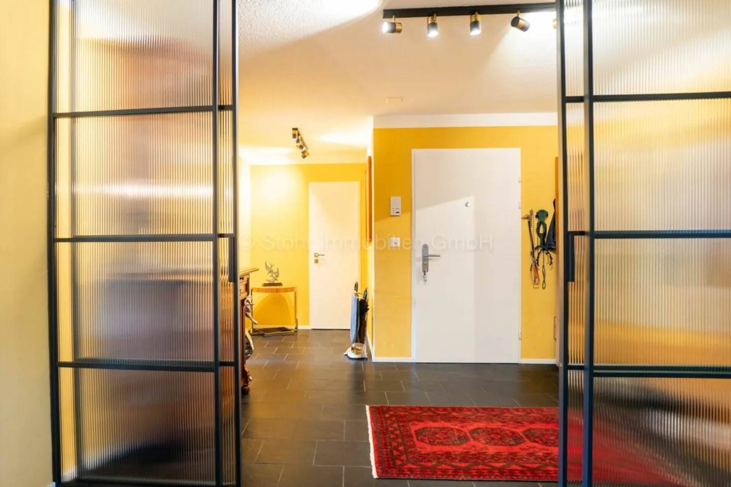 Stilvolle 4.5-Zimmer-Wohnung mit 145 m² Wohnfläche und hochwertiger Totalsanierung - Foto 3 di 13