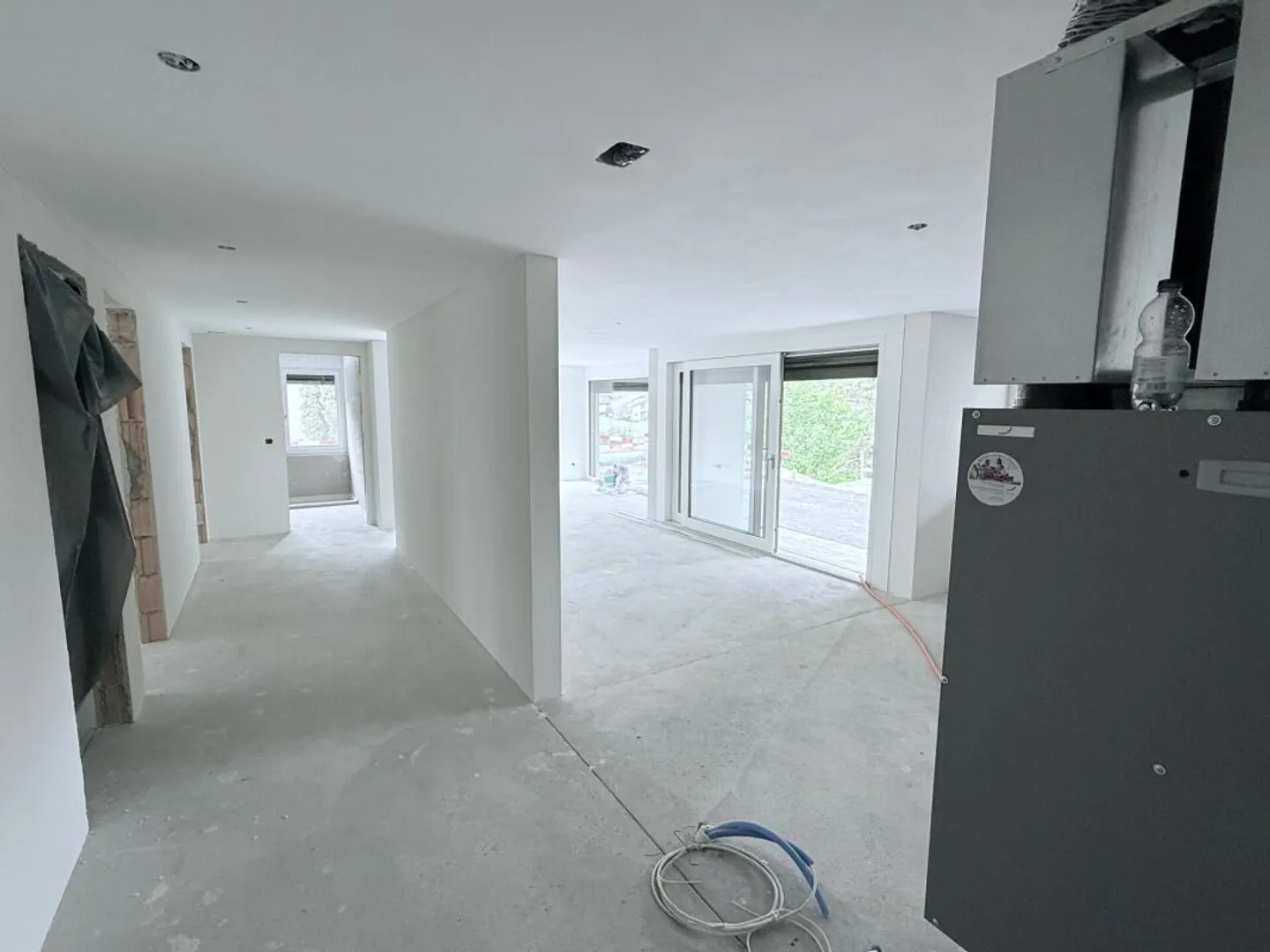 Appartement au rez-de-chaussée unique avec vue alpine à Brig et grande terrasse ensoleillée - Photo 9 sur 13