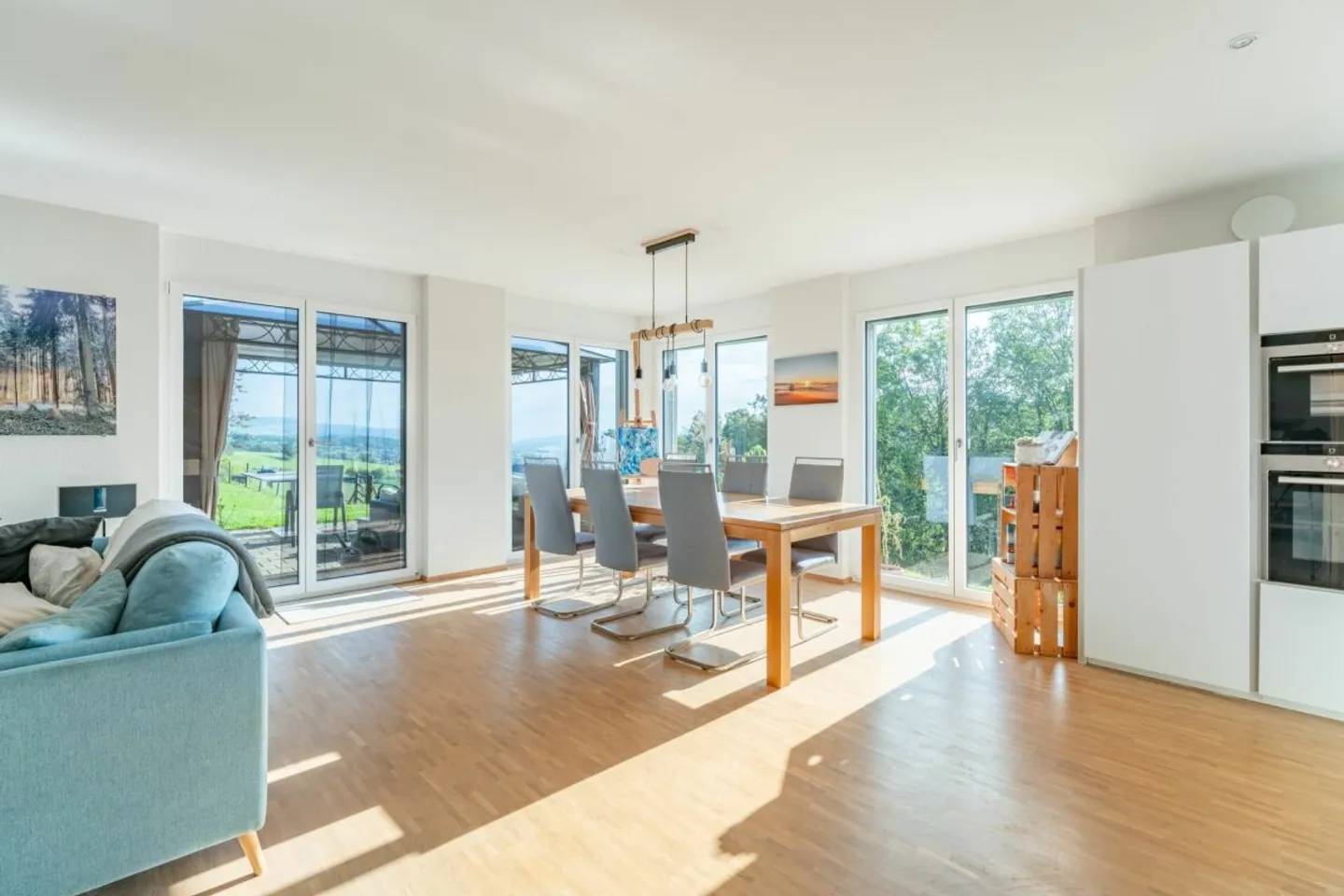 2 Parties de Maison - 11 Chambres - 370 m² de Surface Habitable - 2'468 m² d'Environnement - Photo 9 sur 13