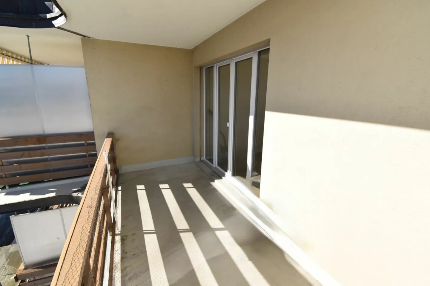 2,5 pièces entièrement rénové - Photo 9 of 9