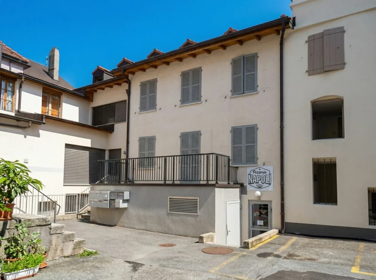 Immeuble de rendement à St-Maurice - Foto 1 von 13