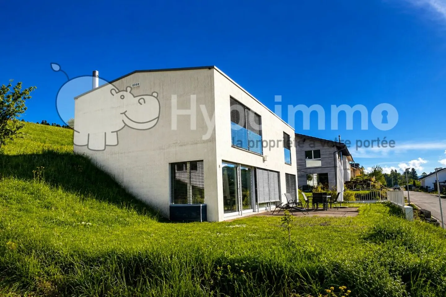 Magnificent villa with breathtaking view - Photo 1 of 13