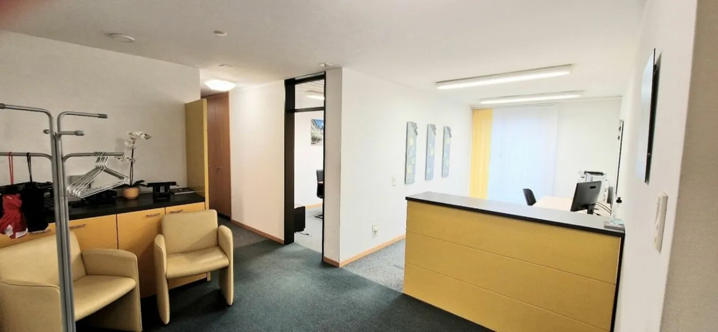 Votre futur nouveau lieu de travail à Wil SG ! - Photo 2 sur 6