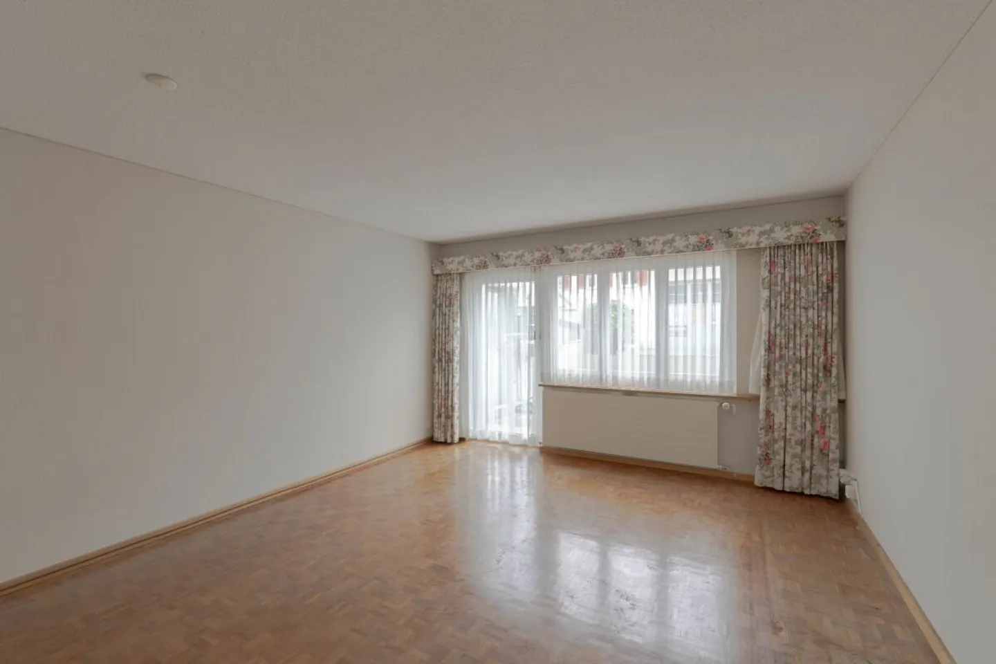 Charmantes Haus mit Werkstatt - Foto 7 von 13