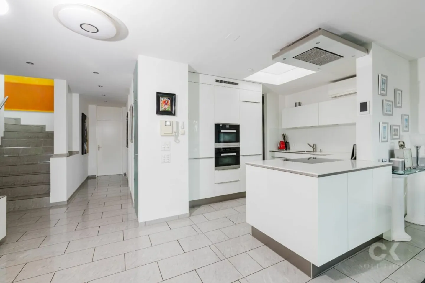 Esclusiva Oasi sul Giardino Pensile - Il Vostro Rifugio di Classe Superiore! - Foto 7 di 13