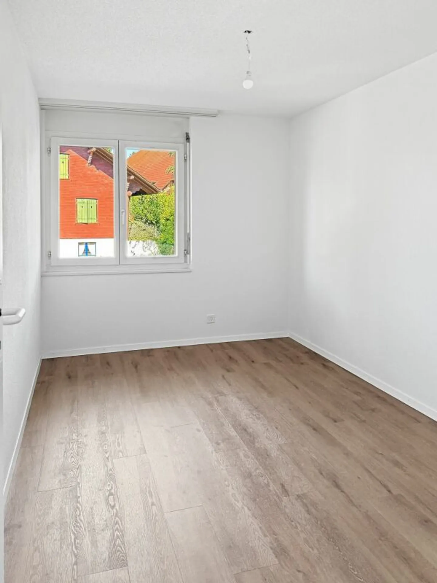 Luminoso appartamento di 4.5 locali con balcone a Walliswil b. Wangen - Foto 9 di 12