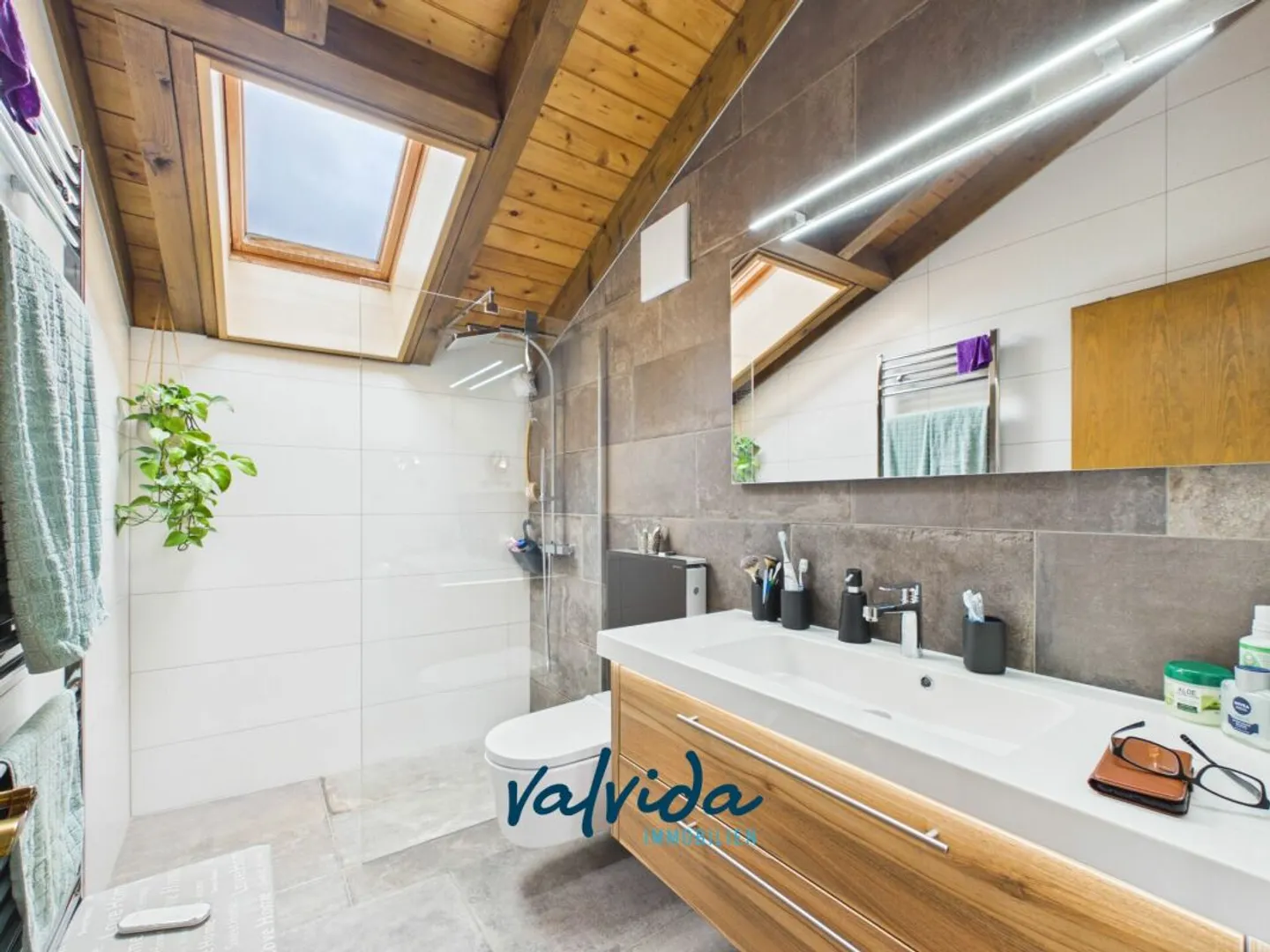 Penthouse in the Heart of Grächen - Photo 8 of 9