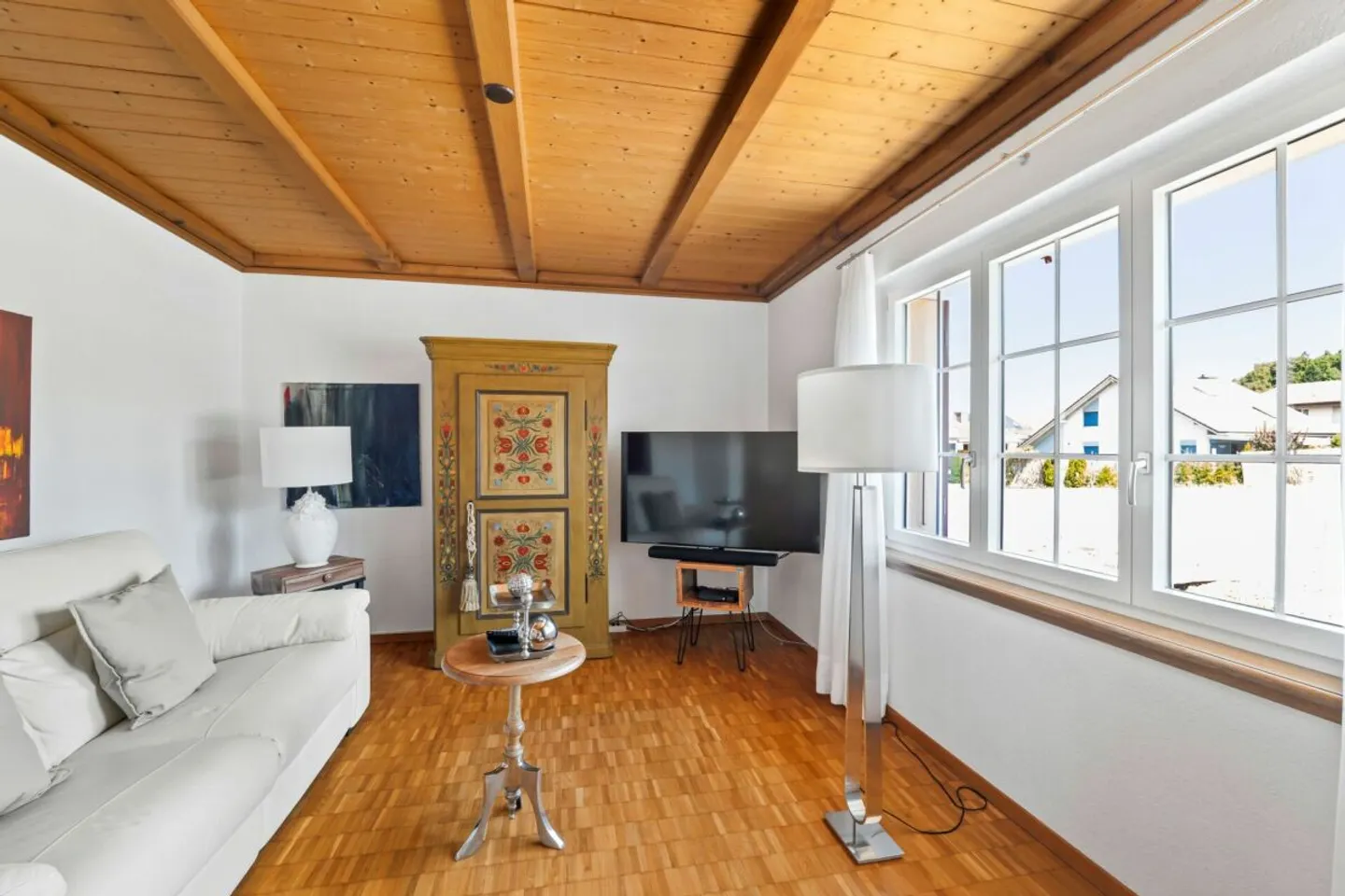 Casa unifamiliare di 6 camere ben tenuta in una posizione tranquilla e soleggiata a Rothrist - Foto 11 di 13