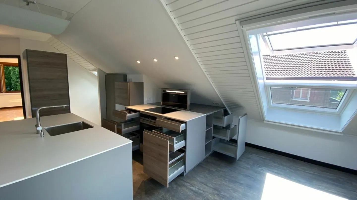 Appartamento mansardato di 3 ½ stanze con giardino - Foto 4 di 6