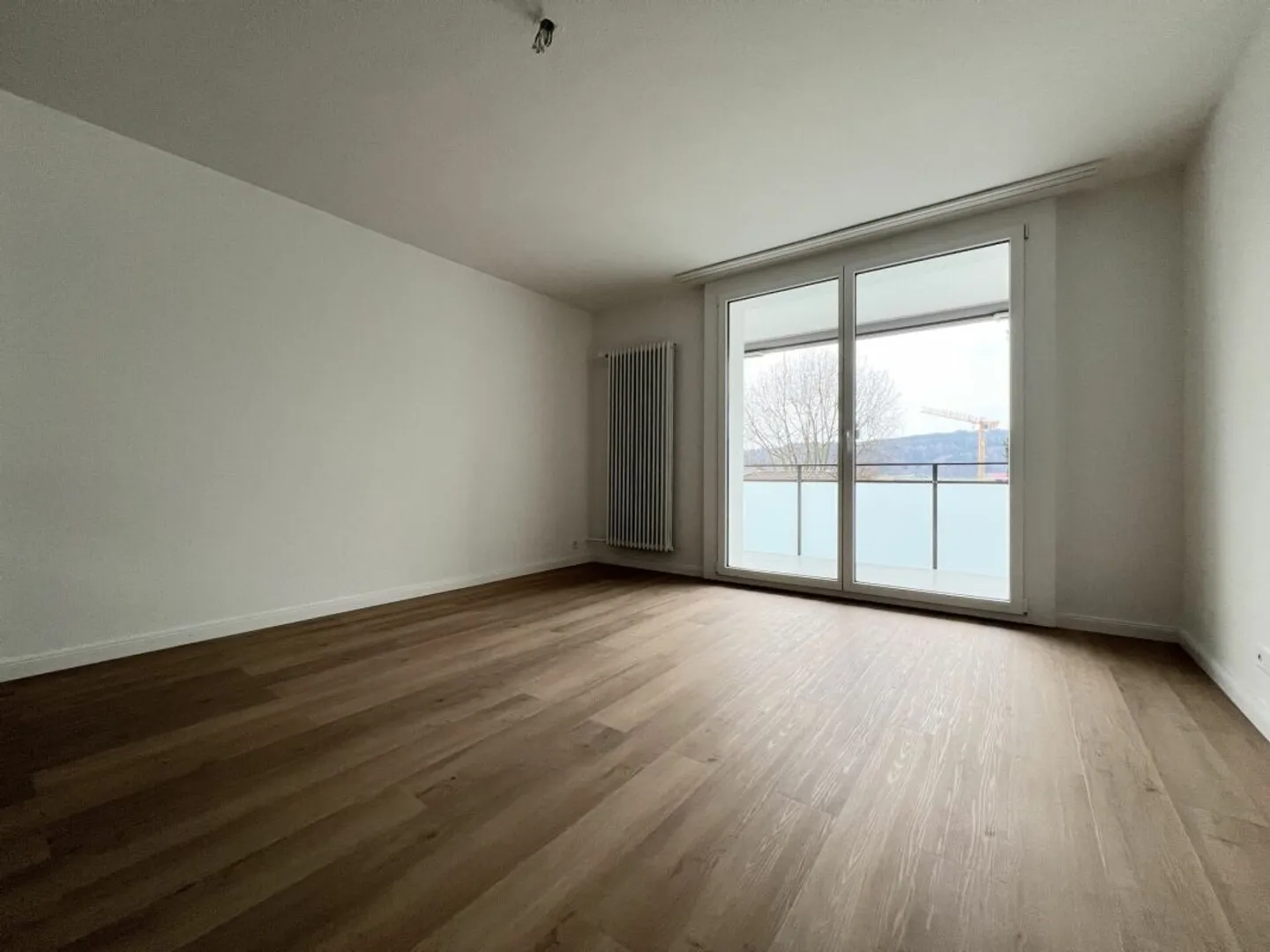 Appartement moderne de 4,5 pièces dans un emplacement calme - Photo 2 sur 9