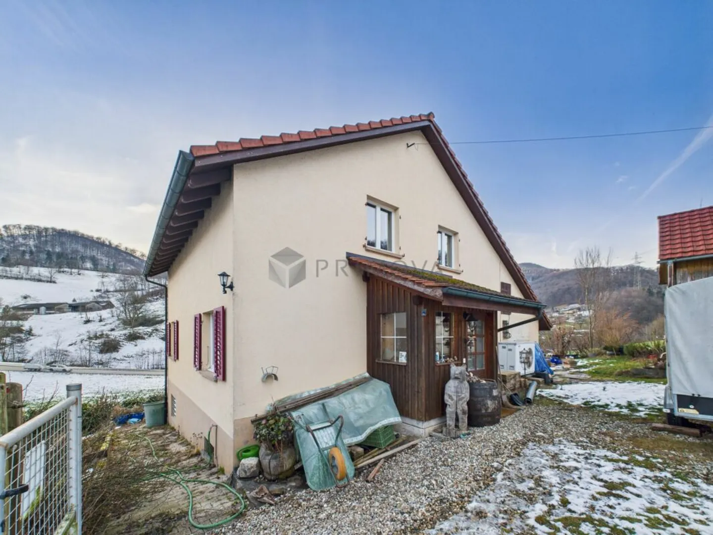 La tua oasi di calma circondata dalla natura - casa unifamiliare con vista ampia e tanto spazio - Foto 1 di 11