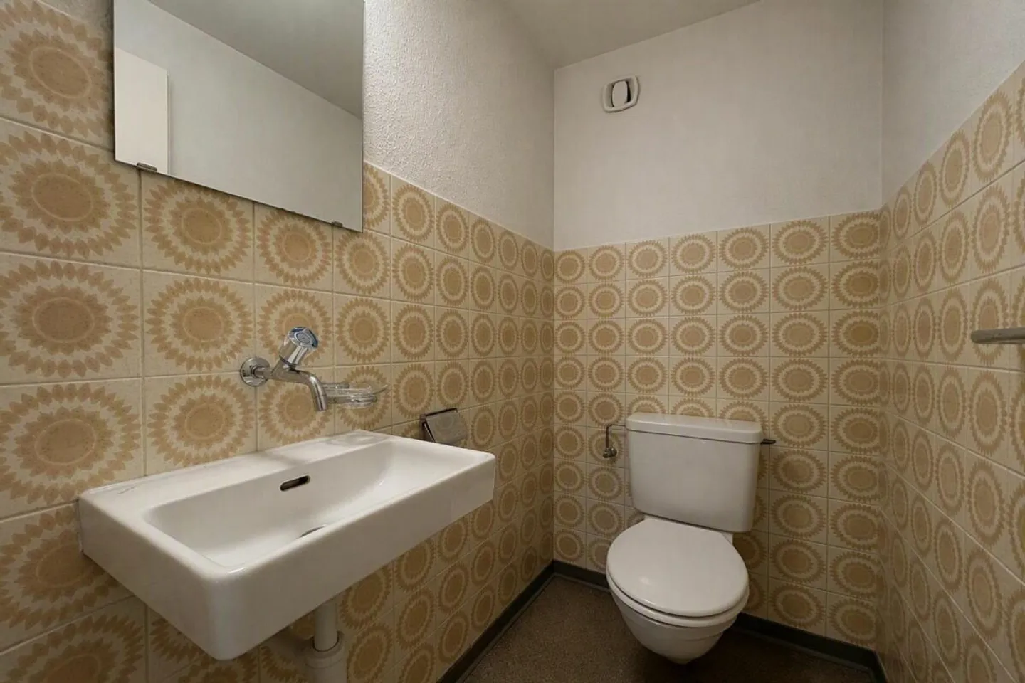 Appartement lumineux de 4,5 pièces dans un emplacement calme et central - Photo 7 sur 9