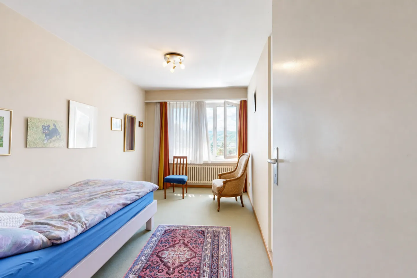 Spacious Family Home with Views - Photo 10 of 13