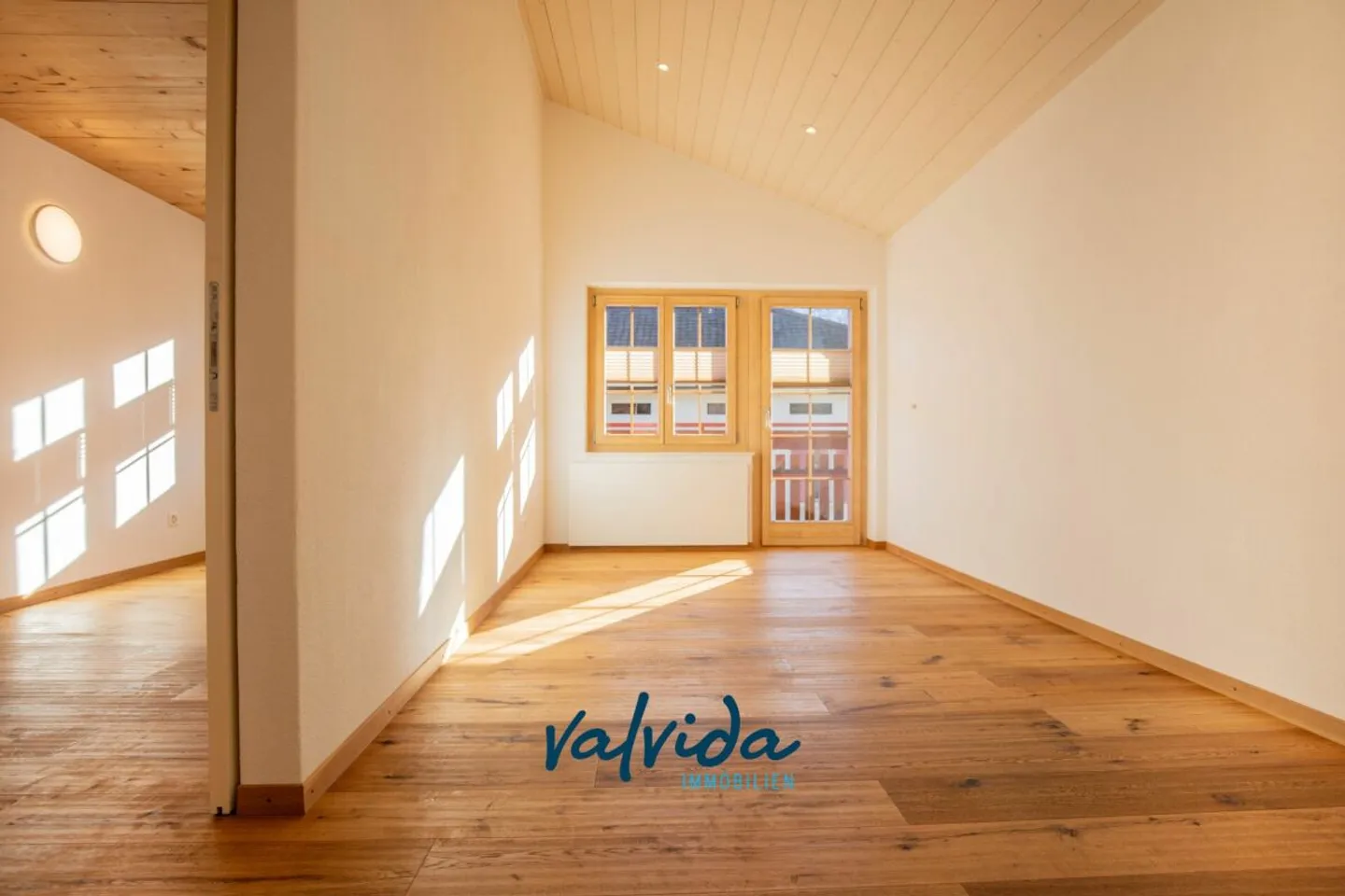 Appartamento moderno di 3,5 locali in affitto a Varen - Foto 5 di 9