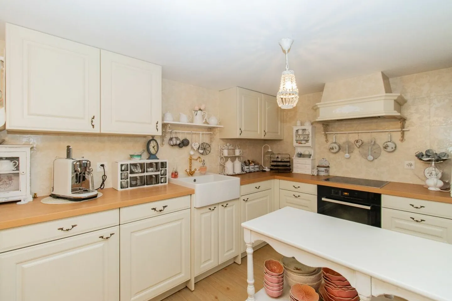 6.5-room maisonette in historic timber house - Photo 6 of 10