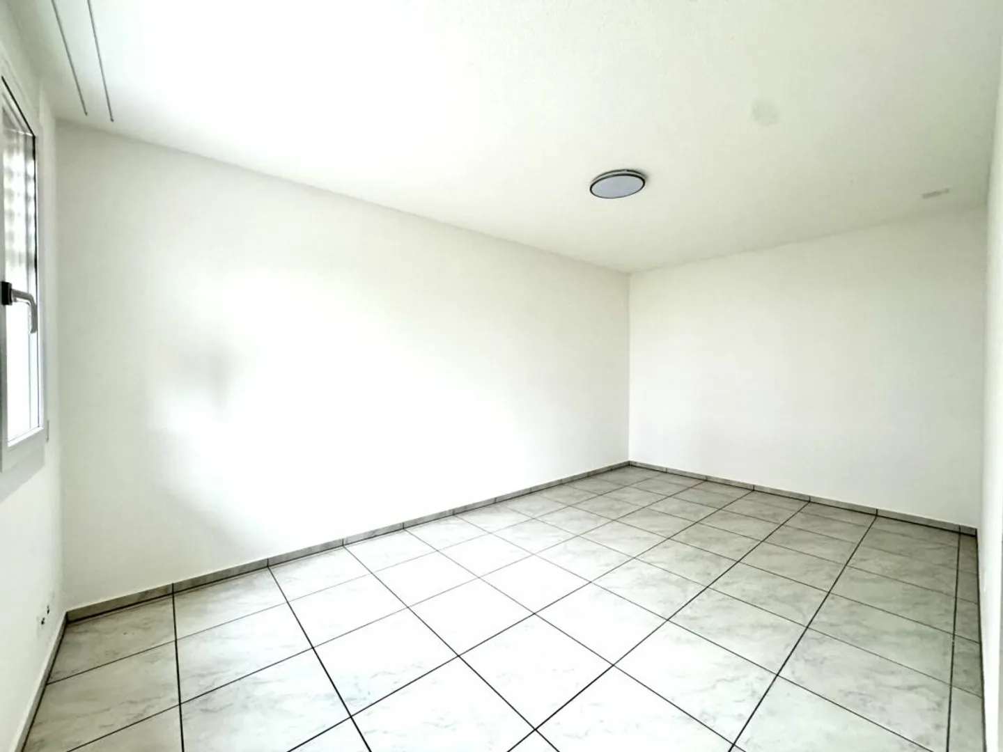 Bell'appartamento giardino di 4,5 stanze - Foto 6 di 13