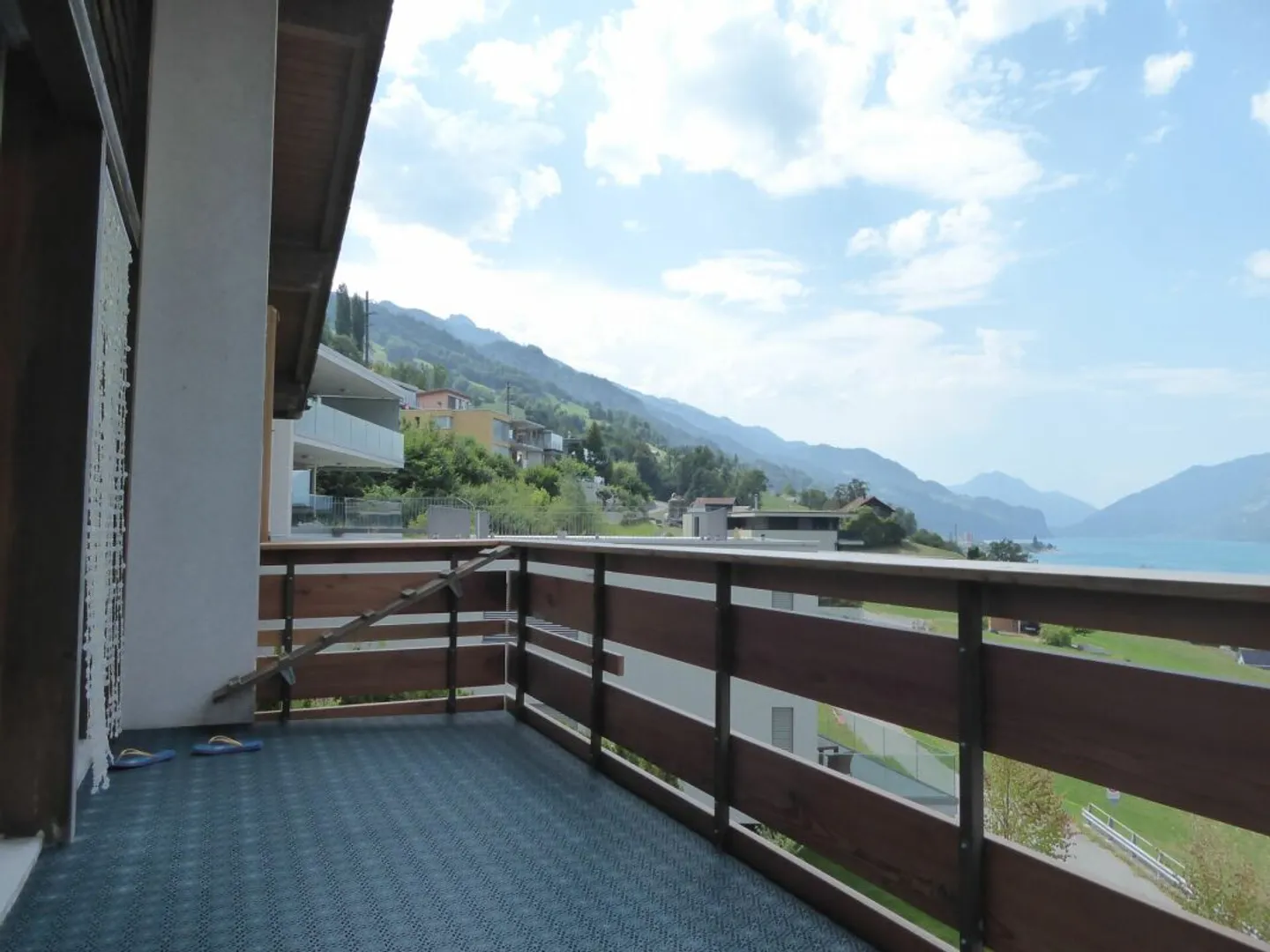 Maison individuelle 4 1/2 pièces avec vue attrayante sur le lac - Photo 9 sur 13