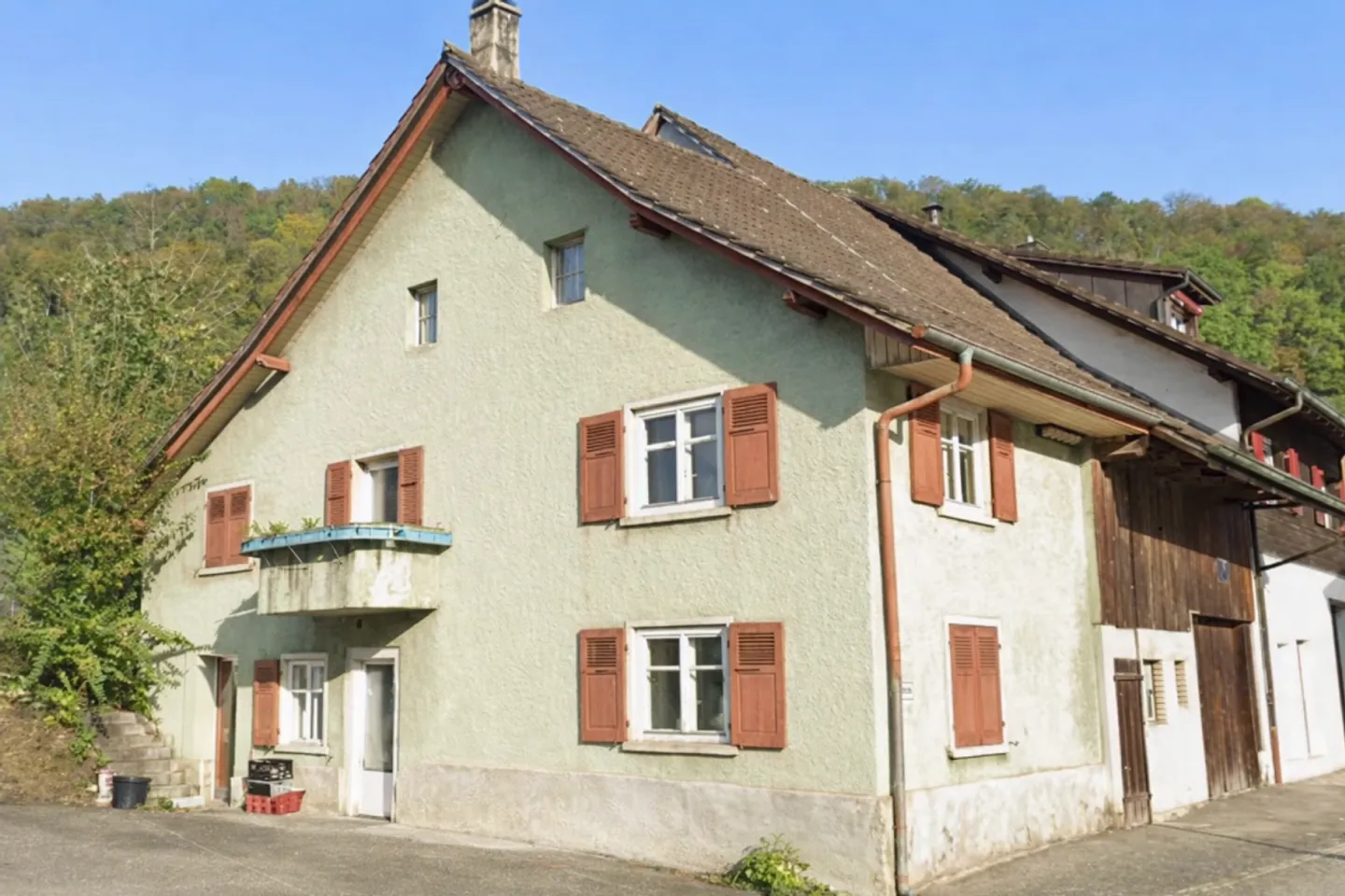 Affascinante casa unifamiliare a Erschwil - Foto 1 di 12