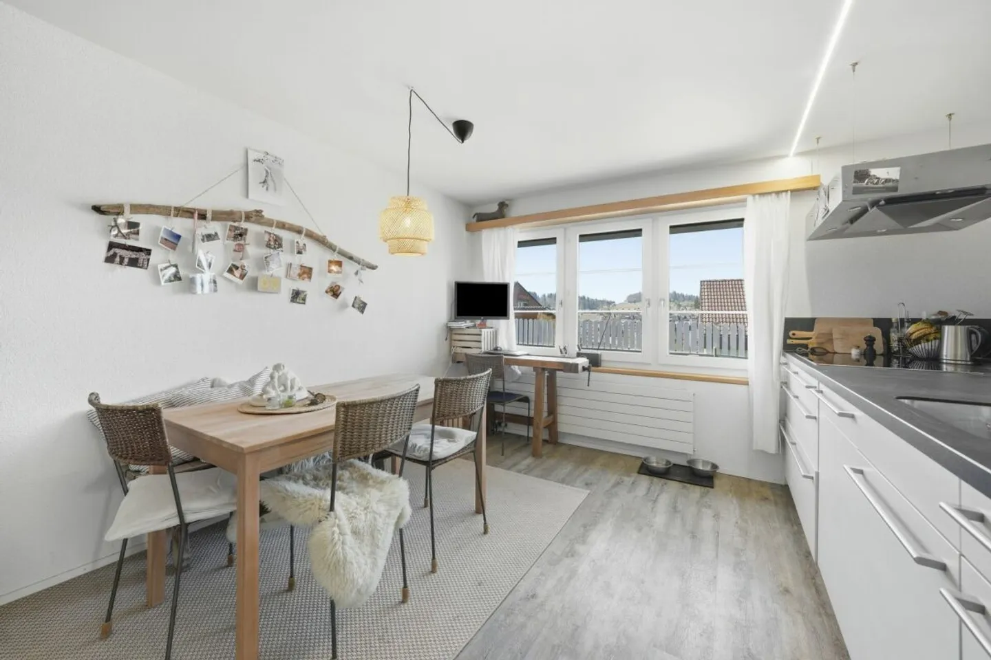 Paradise familial indépendant avec appartement, vue dégagée et offre d'espace polyvalent - Photo 7 sur 13