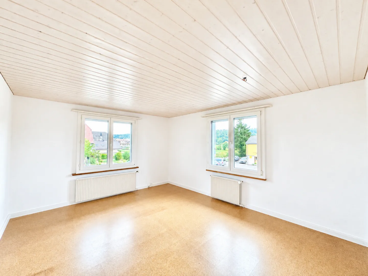 Maison jumelée à Bettenhausen avec potentiel d'aménagement et système photovoltaïque ! - Photo 3 sur 12