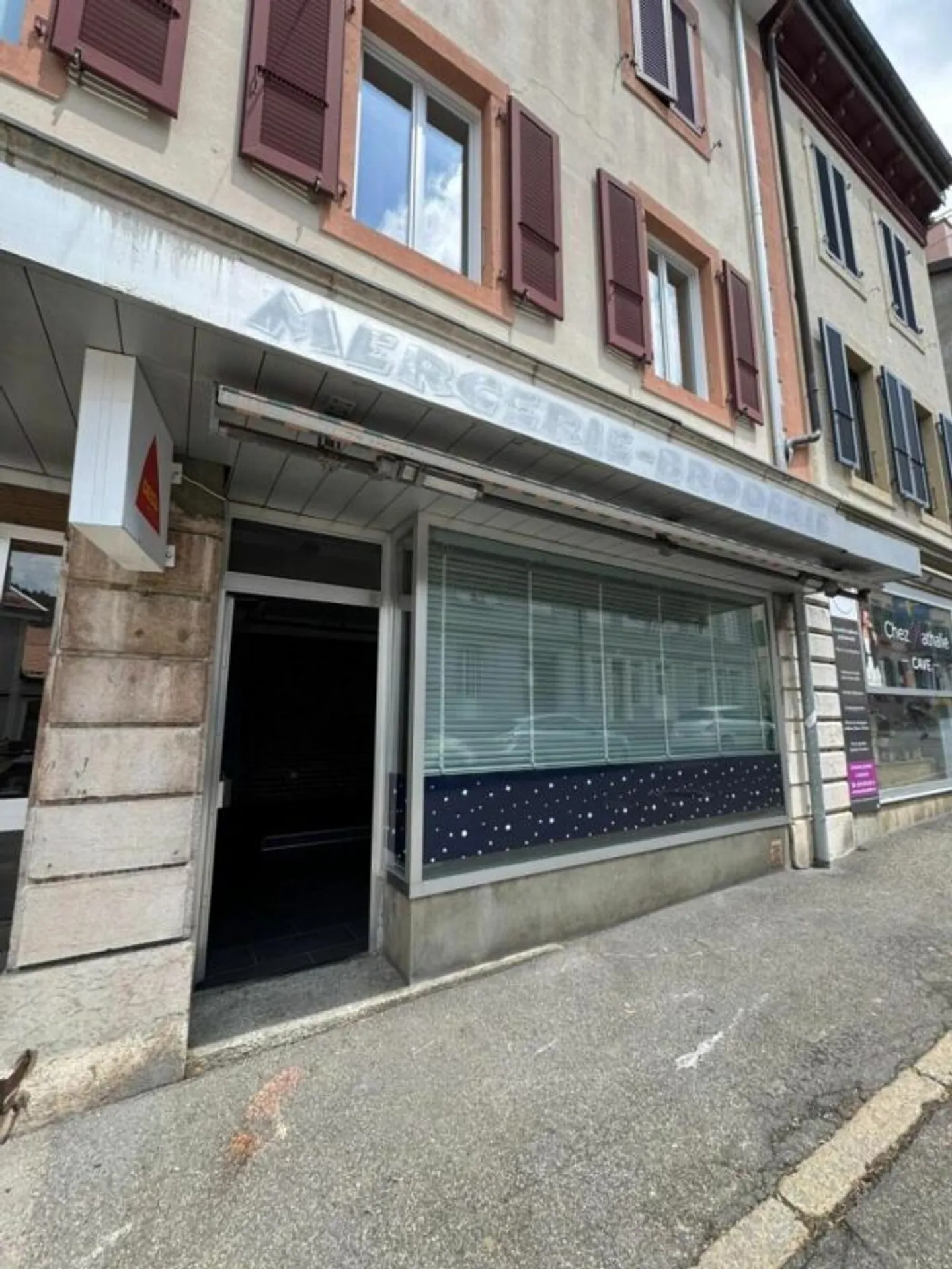 Arcade/Schaufenster/Geschäft 57 m2 in Ste-Croix - Foto 1 von 5