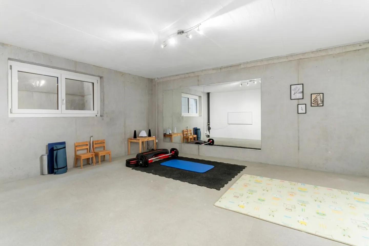 Vie proche de la nature dans une maison individuelle presque neuve - Photo 11 sur 13