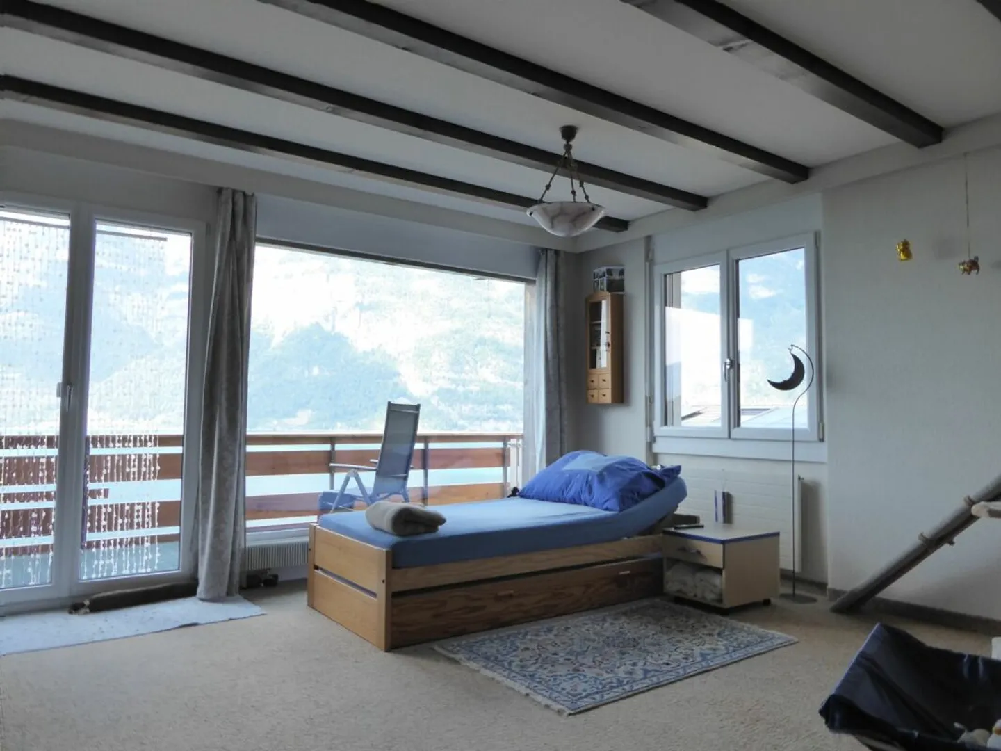 Maison individuelle 4 1/2 pièces avec vue attrayante sur le lac - Photo 5 sur 13