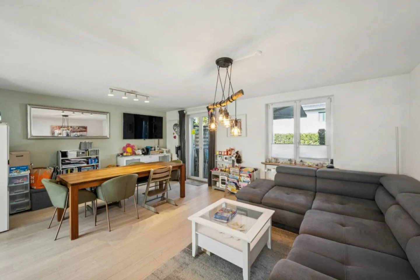 Maison individuelle en bande de 5,5 pièces à Muttenz. - Photo 4 sur 10