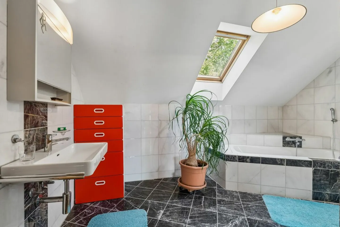 Maison spacieuse avec vue sur la vallée du Rhin - Photo 10 sur 10