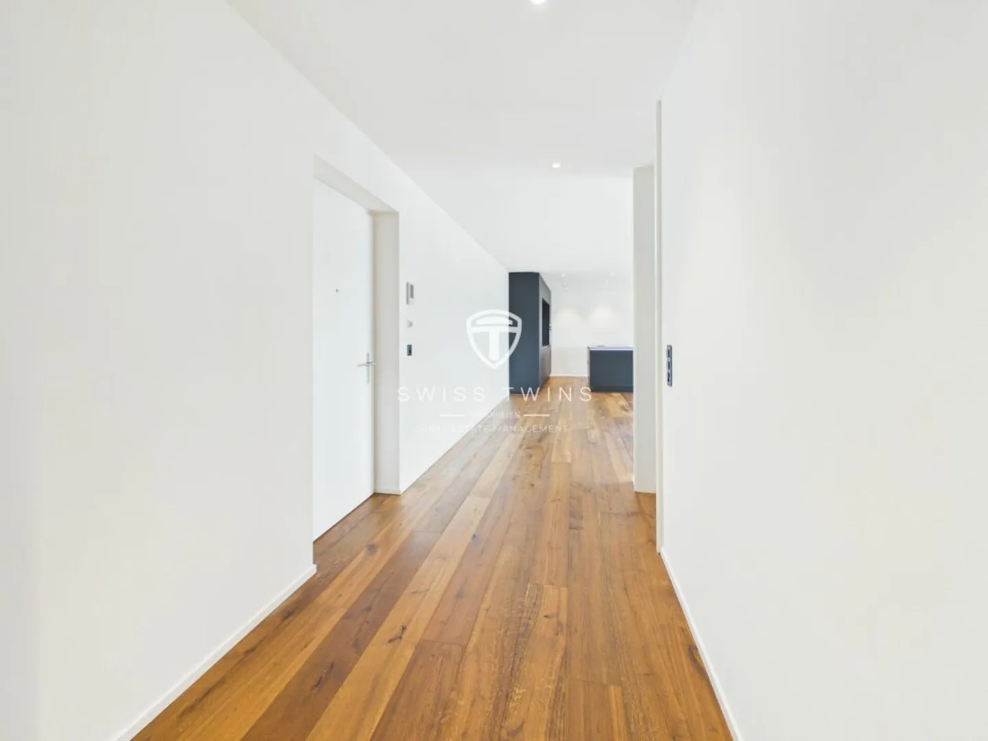 Appartamento di lusso con 3,5 stanze e terrazza privata di 132 m² con vista mozzafiato su Pilatus e Rigi - Foto 9 di 13