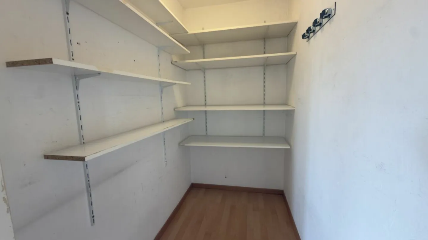 Schöne Aussichten! Helle und gemütliche Wohnung im 7. OG mit toller Bergsicht! - Foto 13 von 13