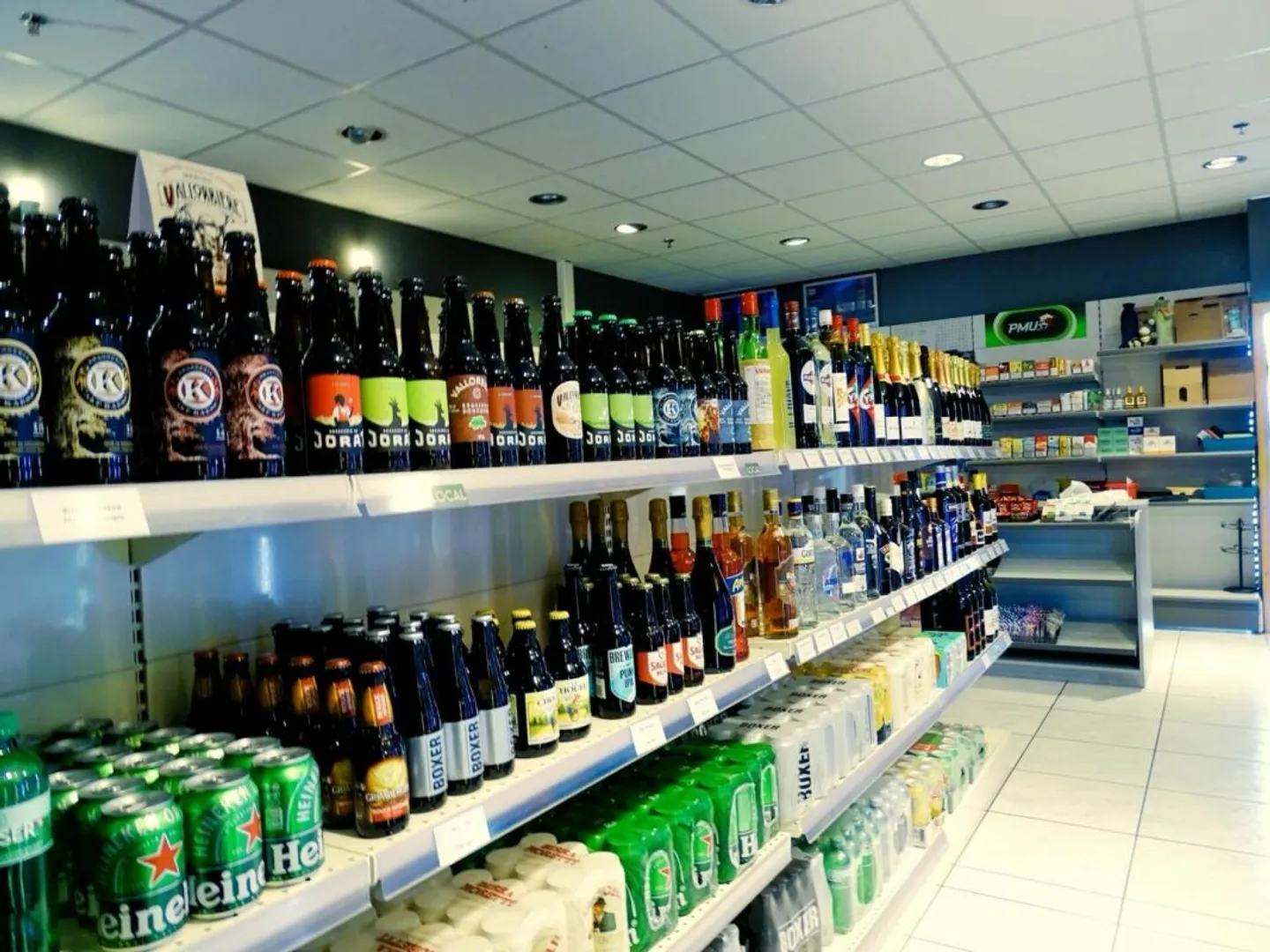 Magasin dans un centre commercial - Photo 2 sur 4