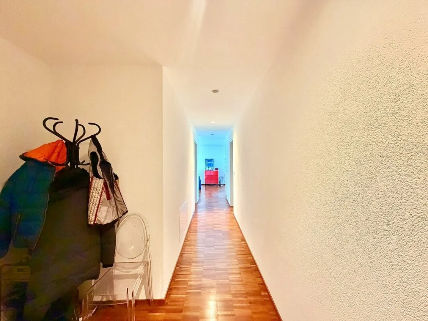Attraktive 3.5-Zimmer-Wohnung im Baurecht im Herzen von Biel! - Photo 3 of 8